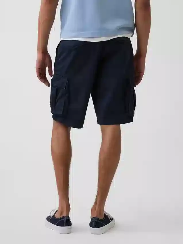 11" Cargo-Shorts in lockerer Passform