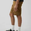 11" Cargo-Shorts in lockerer Passform