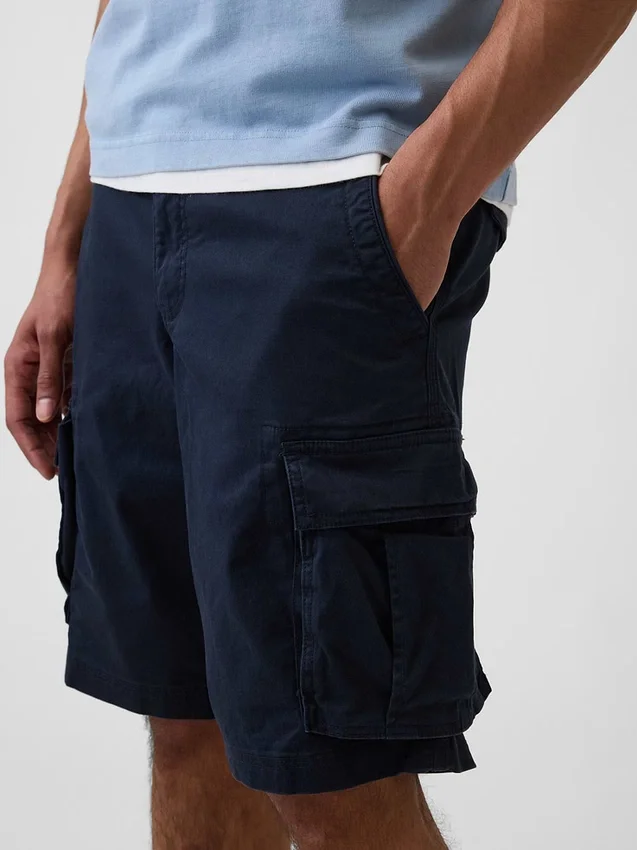 11" Cargo-Shorts in lockerer Passform