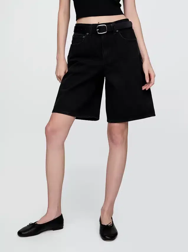 11" Denim-Shorts mit mittlerer Leibhöhe und verlängertem Schnitt