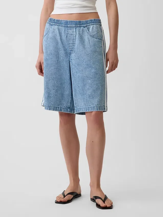 11" Mid-Rise-Jeansshorts mit weichen Streifen und langem Bein