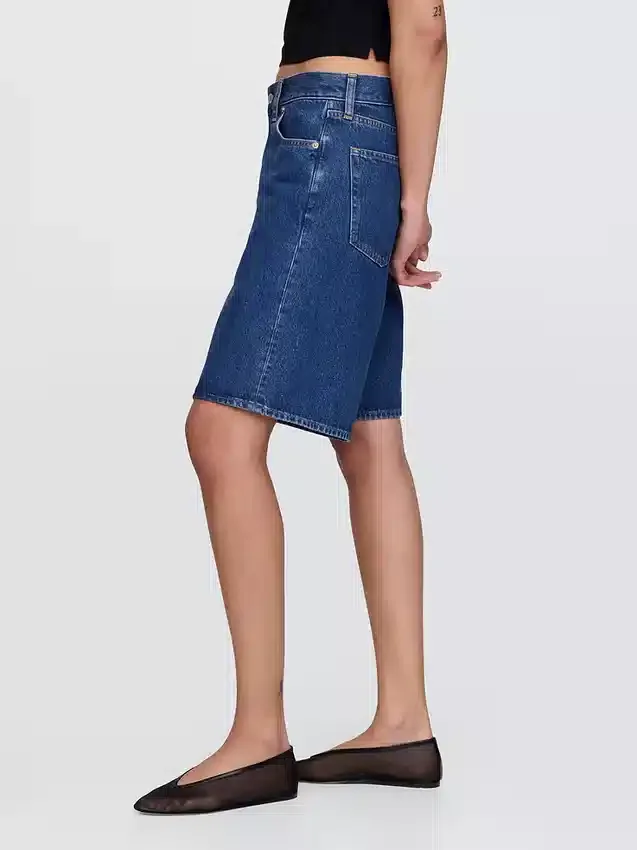 11" Mid-Rise-Longline-Jeansshorts
