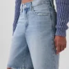 11" Mid-Rise-Longline-Jeansshorts