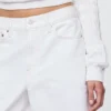11" Mid-Rise-Longline-Jeansshorts
