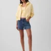 3,5" hohe, locker sitzende, gerade geschnittene Jeansshorts