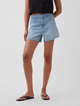 3,5″ hohe, locker sitzende, gerade geschnittene Jeansshorts