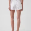 3,5" hohe, locker sitzende, gerade geschnittene Jeansshorts