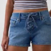 3" Denim-Shorts mit niedriger Leibhöhe und Schnürung