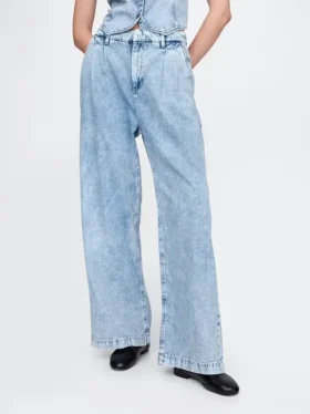 365 High-Rise-Jeanshose aus ultrweichem Denim mit Falten