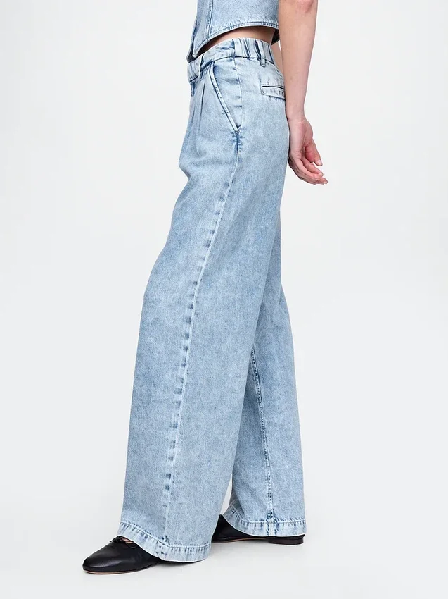 365 High-Rise-Jeanshose aus ultrweichem Denim mit Falten