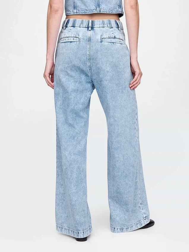 365 High-Rise-Jeanshose aus ultrweichem Denim mit Falten