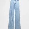 365 High-Rise-Jeanshose aus ultrweichem Denim mit Falten