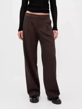 365 Low-Rise-Hose aus gebürstetem Twill mit Falten