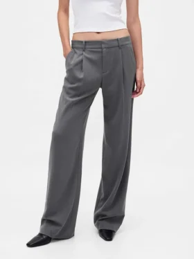 365 Low-Rise-Hose aus gebürstetem Twill mit Falten