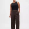 365 Low-Rise-Hose aus gebürstetem Twill mit Falten