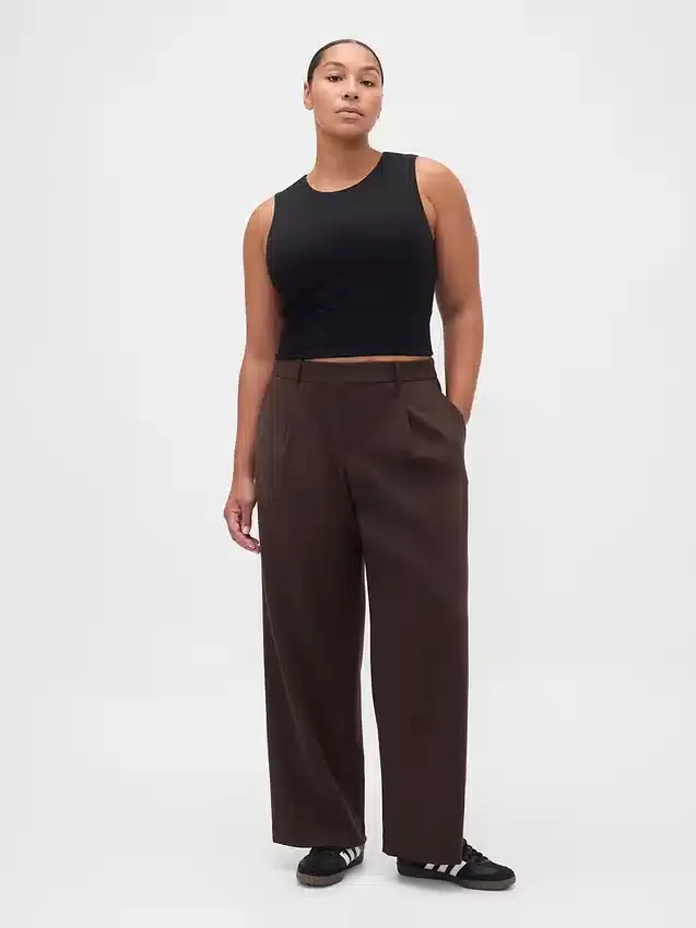 365 Low-Rise-Hose aus gebürstetem Twill mit Falten
