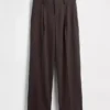 365 Low-Rise-Hose aus gebürstetem Twill mit Falten