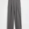 365 Low-Rise-Hose aus gebürstetem Twill mit Falten
