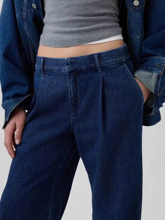 365 Low-Rise-Jeanshose mit Falten