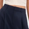 365 Plisseehose mit hoher Leibhöhe