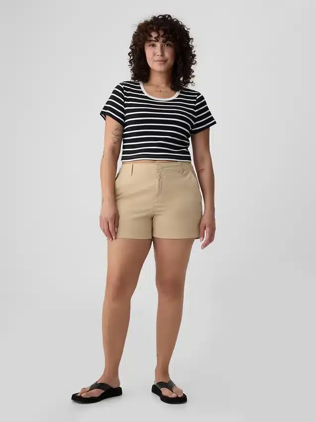 4" Downtown Khaki-Shorts