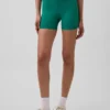 4" GapFit Smooth Bike Shorts