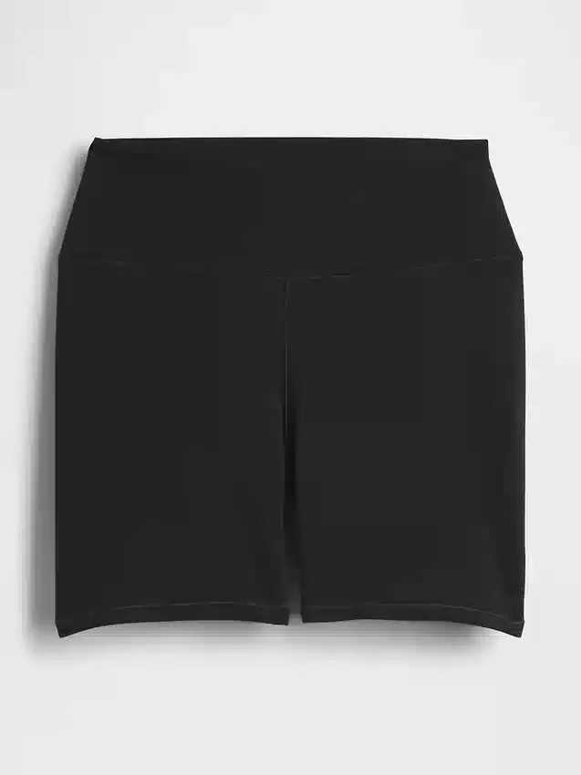 4" GapFit Smooth Bike Shorts