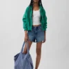 4" Mid Rise, ultraweiche, locker sitzende Shorts mit abgeschnittenem Saum