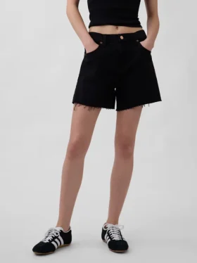 4″ Mid Rise, ultraweiche, locker sitzende Shorts mit abgeschnittenem Saum
