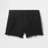 4" Mid Rise, ultraweiche, locker sitzende Shorts mit abgeschnittenem Saum