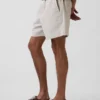 5,5" Lässige Shorts aus Leinenmischung