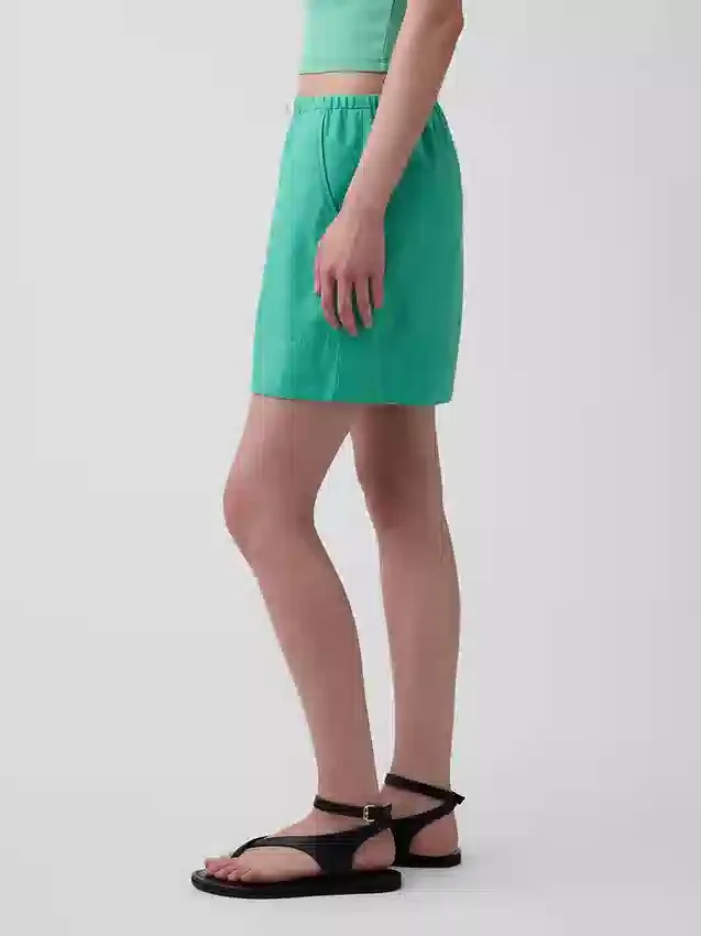 6" Easy-Shorts aus Leinenmischung