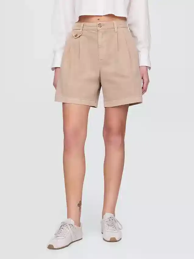 6" kurze Plissee-Shorts aus Twill mit mittlerer Leibhöhe
