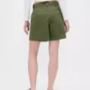 6" kurze Plissee-Shorts aus Twill mit mittlerer Leibhöhe