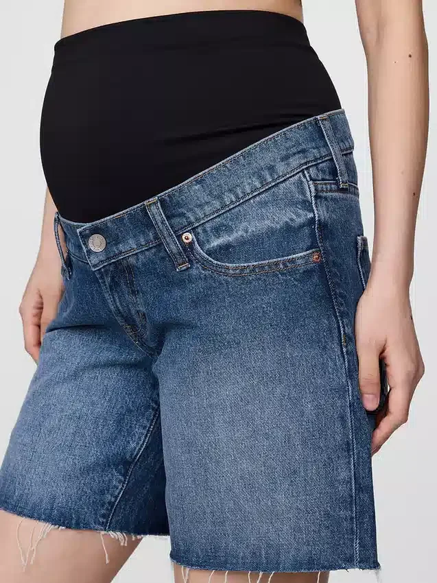 7" Shorts für Umstandsmode aus Denim mit durchgehendem Einsatz