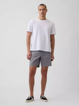 7" Shorts in lockerer Passform