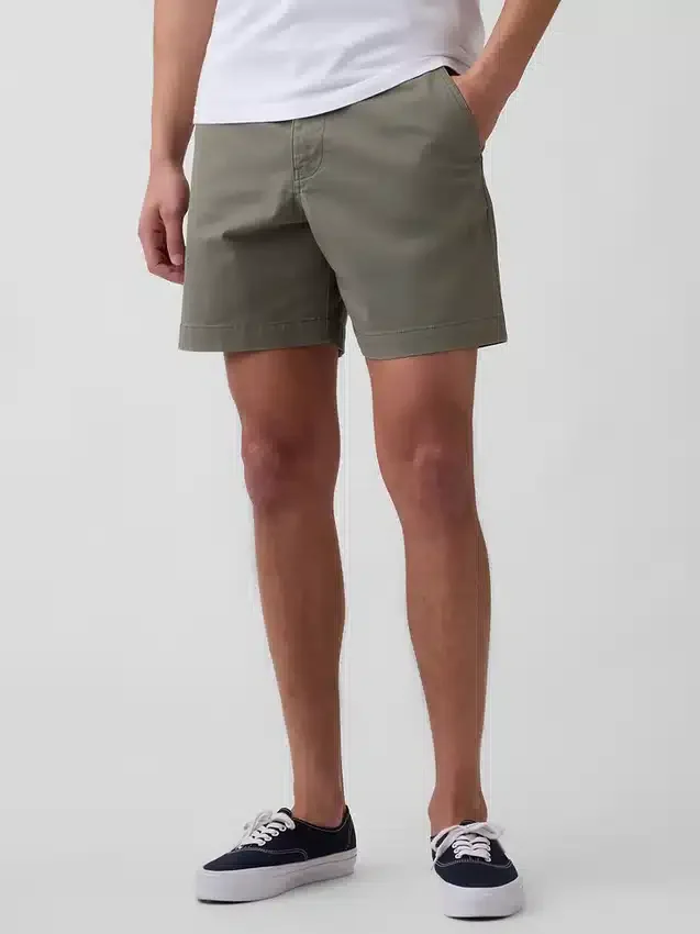 7" Shorts in lockerer Passform