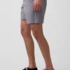 7" Shorts in lockerer Passform