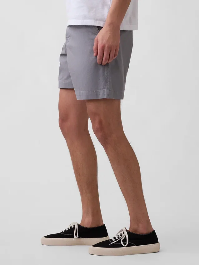 7" Shorts in lockerer Passform
