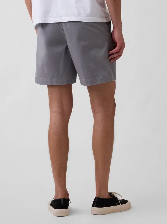 7" Shorts in lockerer Passform