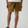7" Shorts in lockerer Passform