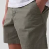 7" Shorts in lockerer Passform