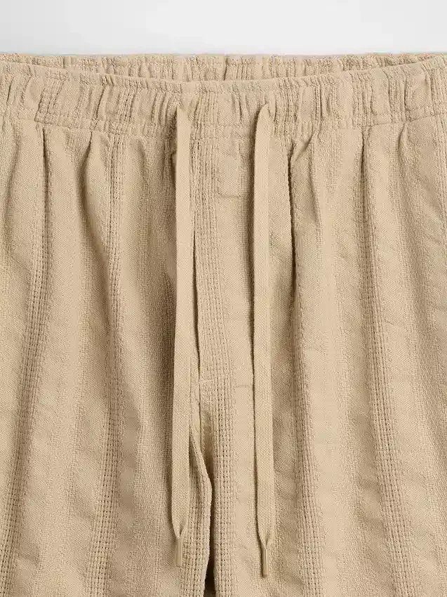 7" strukturierte Easy-Shorts