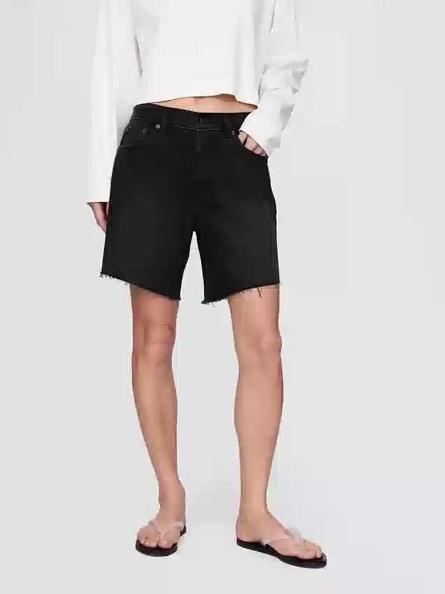 8" Bermuda-Shorts aus Denim im 90er-Jahre-Stil mit mittlerer Leibhöhe