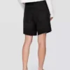 8" Bermuda-Shorts aus Denim im 90er-Jahre-Stil mit mittlerer Leibhöhe