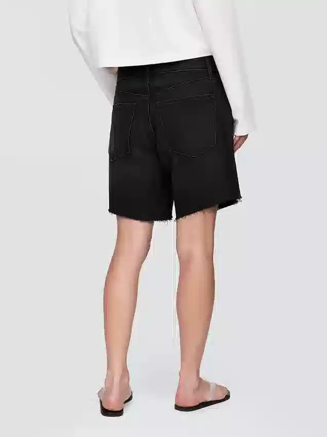 8" Bermuda-Shorts aus Denim im 90er-Jahre-Stil mit mittlerer Leibhöhe
