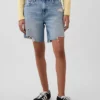 8" Bermuda-Shorts aus Denim mit mittlerer Leibhöhe und lockerer Passform