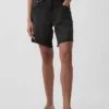 8" Bermuda-Shorts aus Denim mit mittlerer Leibhöhe und lockerer Passform
