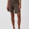 8" Bermuda-Shorts aus Denim mit mittlerer Leibhöhe und lockerer Passform