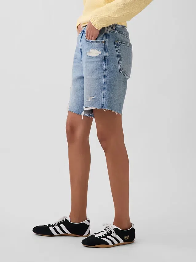 8" Bermuda-Shorts aus Denim mit mittlerer Leibhöhe und lockerer Passform